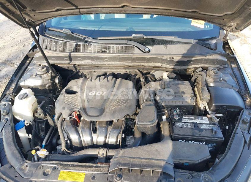 Photo 10 of 2011 Kia Optima LX (VIN KNAGM4A71B5123220)