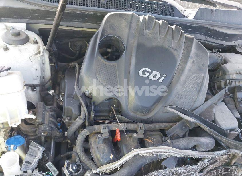 Photo 10 of 2015 Kia Optima LX (VIN KNAGM4A71F5594595)