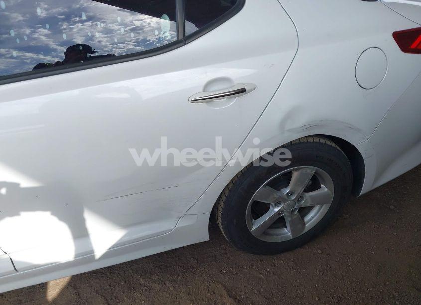 Photo 6 of 2015 Kia Optima LX (VIN KNAGM4A71F5663432)