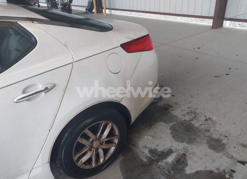 Photo 6 of 2013 Kia Optima LX (VIN KNAGM4A72D5395536)