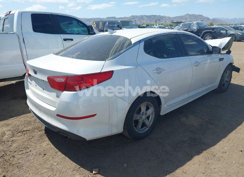 Photo 4 of 2015 Kia Optima LX (VIN KNAGM4A72F5649474)