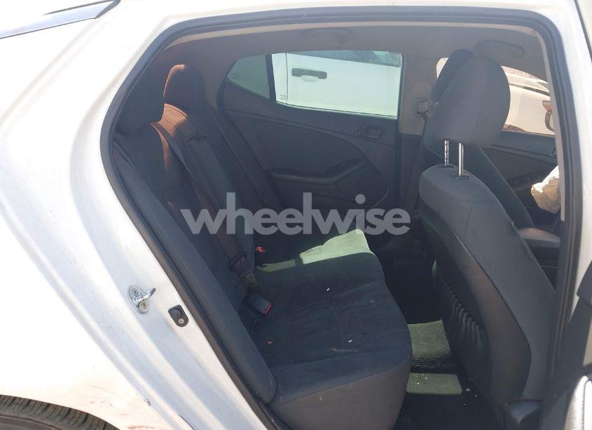 Photo 8 of 2015 Kia Optima LX (VIN KNAGM4A72F5649474)