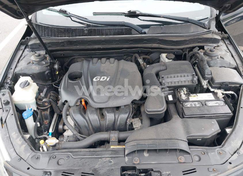 Photo 10 of 2011 Kia Optima LX (VIN KNAGM4A73B5108735)