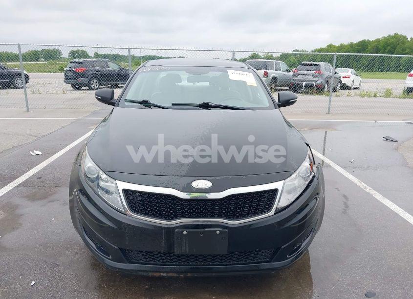 Photo 12 of 2011 Kia Optima LX (VIN KNAGM4A73B5108735)