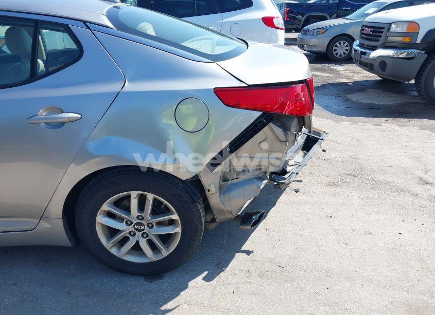 Photo 19 of 2011 Kia Optima LX (VIN KNAGM4A73B5129715)