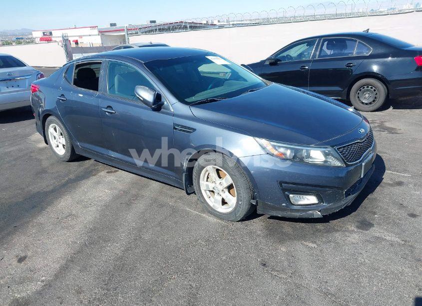 2015 Kia Optima LX (VIN KNAGM4A73F5605256) main photo