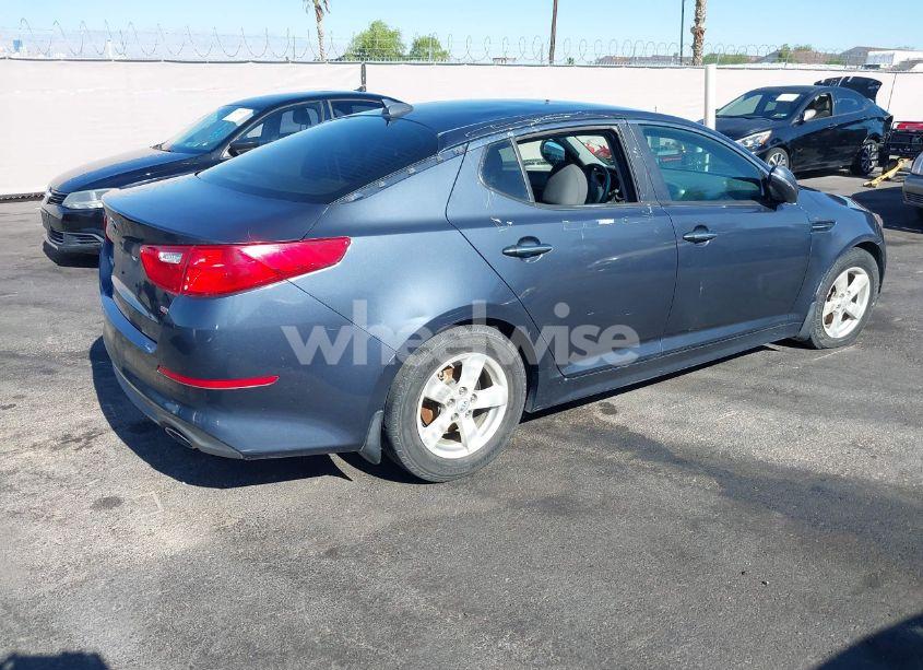 Photo 4 of 2015 Kia Optima LX (VIN KNAGM4A73F5605256)
