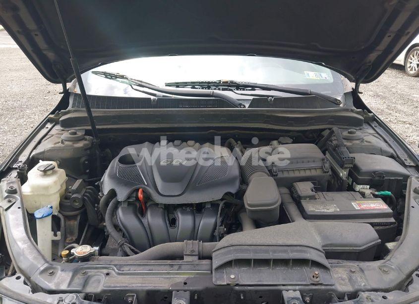 Photo 10 of 2015 Kia Optima LX (VIN KNAGM4A73F5651590)