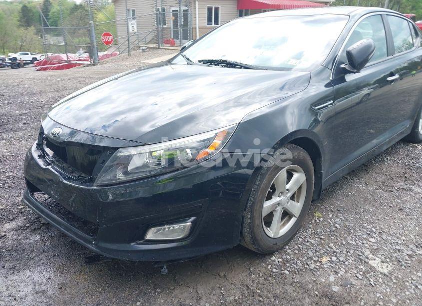 Photo 12 of 2015 Kia Optima LX (VIN KNAGM4A73F5651590)