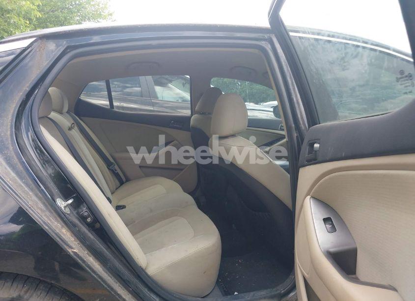 Photo 8 of 2011 Kia Optima LX (VIN KNAGM4A74B5057469)