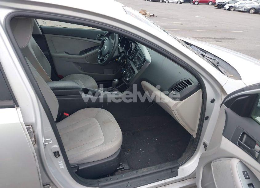 Photo 5 of 2011 Kia Optima LX (VIN KNAGM4A74B5117234)