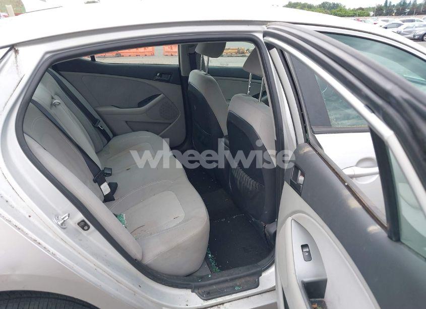 Photo 8 of 2011 Kia Optima LX (VIN KNAGM4A74B5117234)