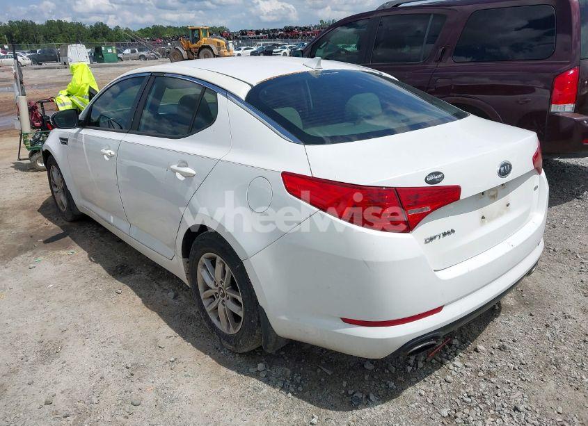 Photo 3 of 2011 Kia Optima LX (VIN KNAGM4A74B5155613)