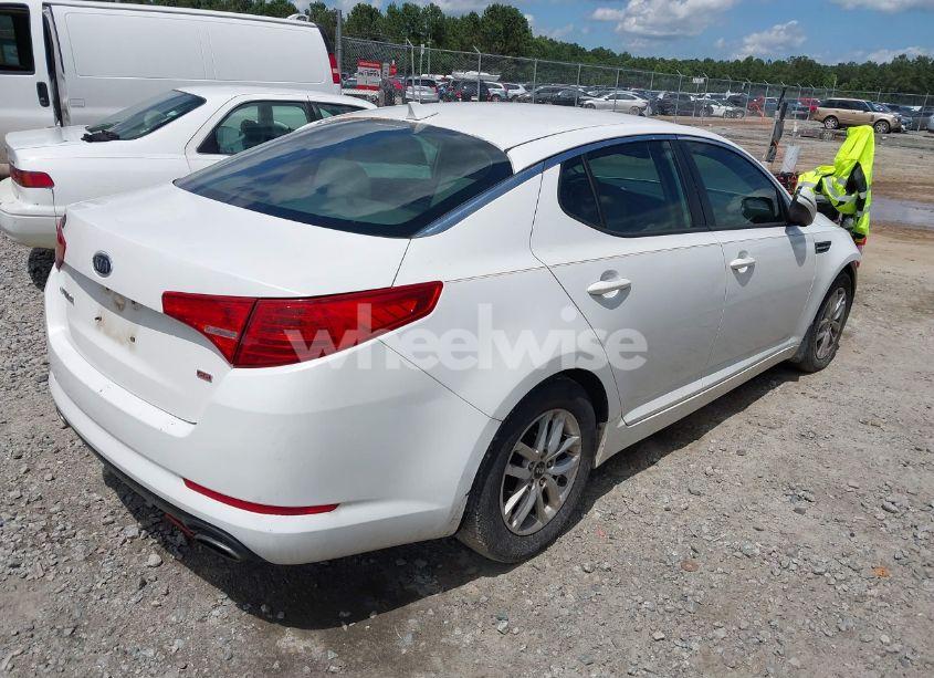 Photo 4 of 2011 Kia Optima LX (VIN KNAGM4A74B5155613)