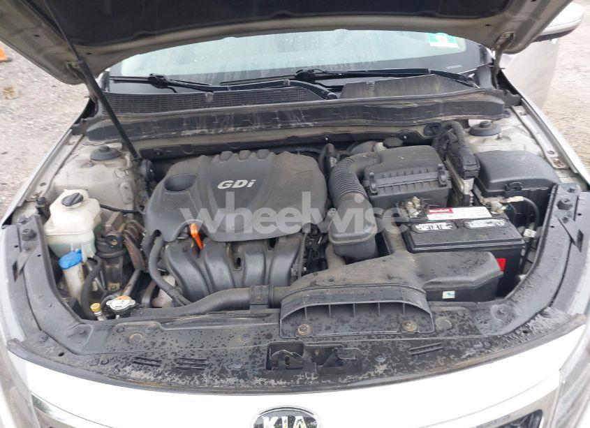 Photo 10 of 2012 Kia Optima LX (VIN KNAGM4A74C5274439)