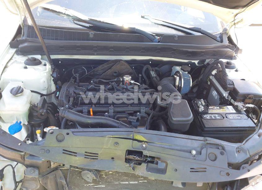 Photo 10 of 2012 Kia Optima LX (VIN KNAGM4A74C5277261)