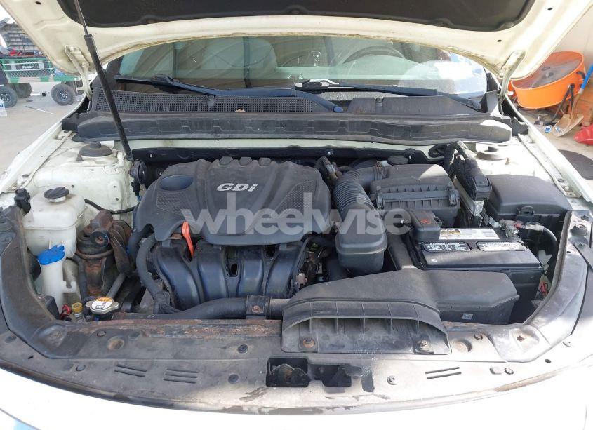 Photo 10 of 2012 Kia Optima LX (VIN KNAGM4A74C5289913)