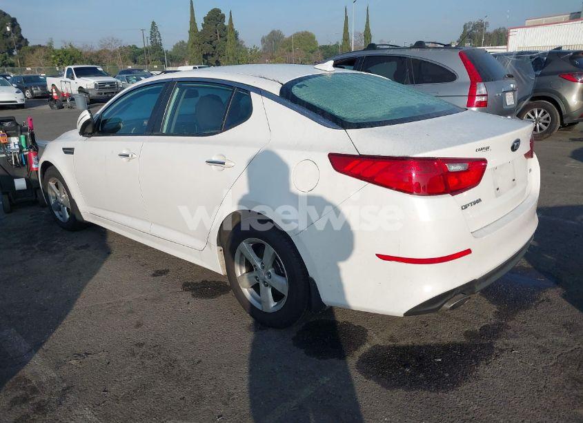 Photo 3 of 2014 Kia Optima LX (VIN KNAGM4A74E5513135)