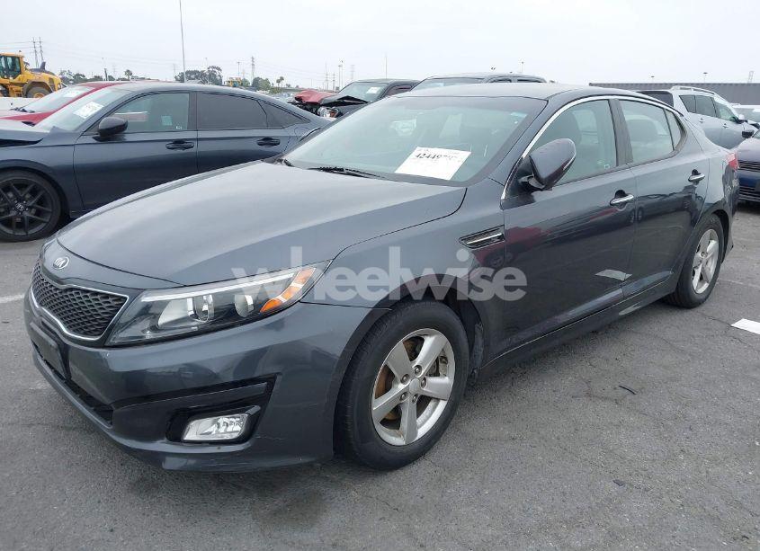 Photo 2 of 2015 Kia Optima LX (VIN KNAGM4A74F5622213)