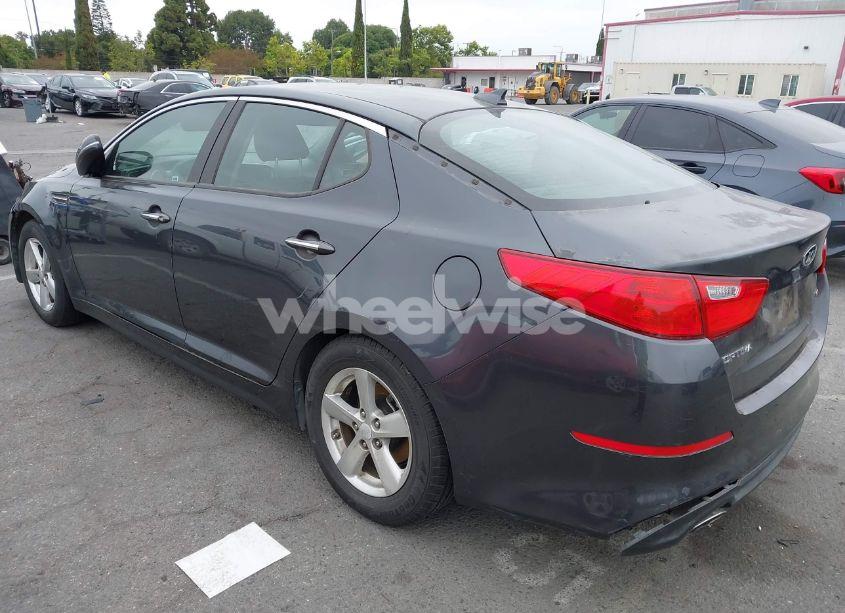 Photo 3 of 2015 Kia Optima LX (VIN KNAGM4A74F5622213)