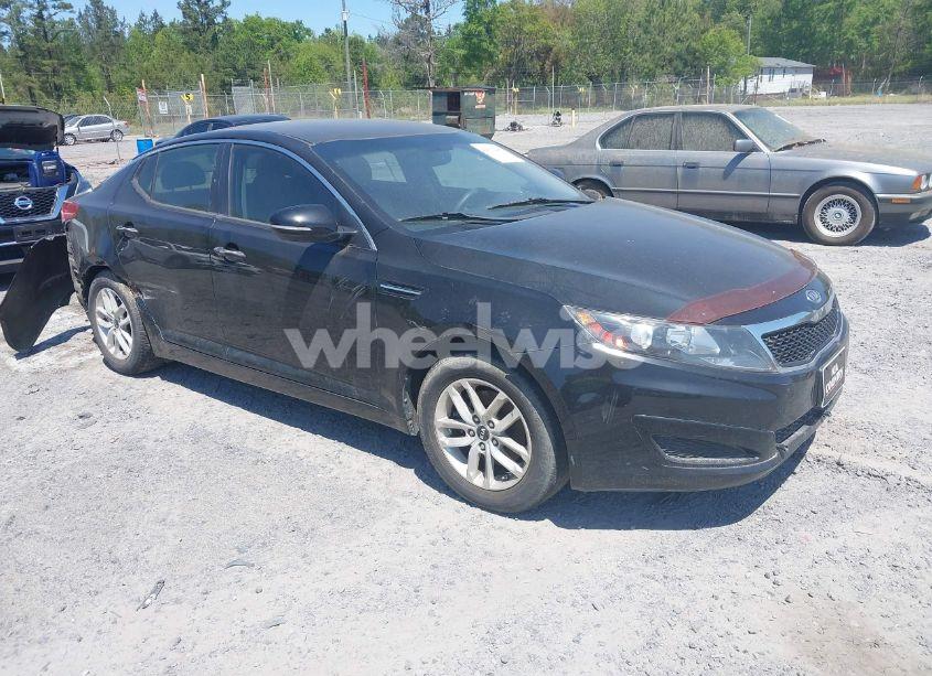 2011 Kia Optima LX (VIN KNAGM4A75B5069596) main photo