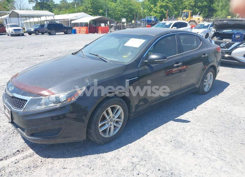 Photo 2 of 2011 Kia Optima LX (VIN KNAGM4A75B5069596)