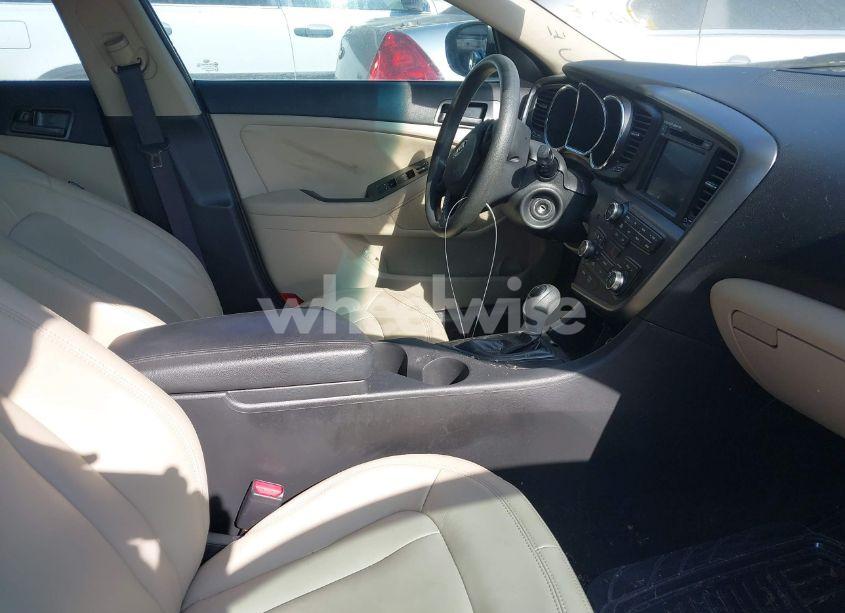 Photo 5 of 2011 Kia Optima LX (VIN KNAGM4A75B5069596)