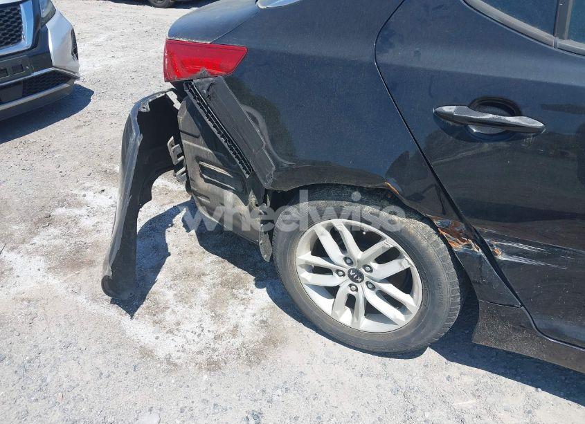 Photo 6 of 2011 Kia Optima LX (VIN KNAGM4A75B5069596)