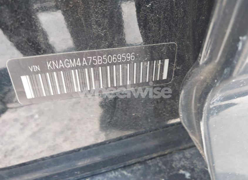 Photo 9 of 2011 Kia Optima LX (VIN KNAGM4A75B5069596)