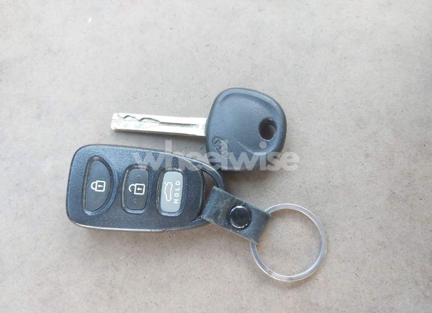 Photo 11 of 2011 Kia Optima LX (VIN KNAGM4A75B5133314)