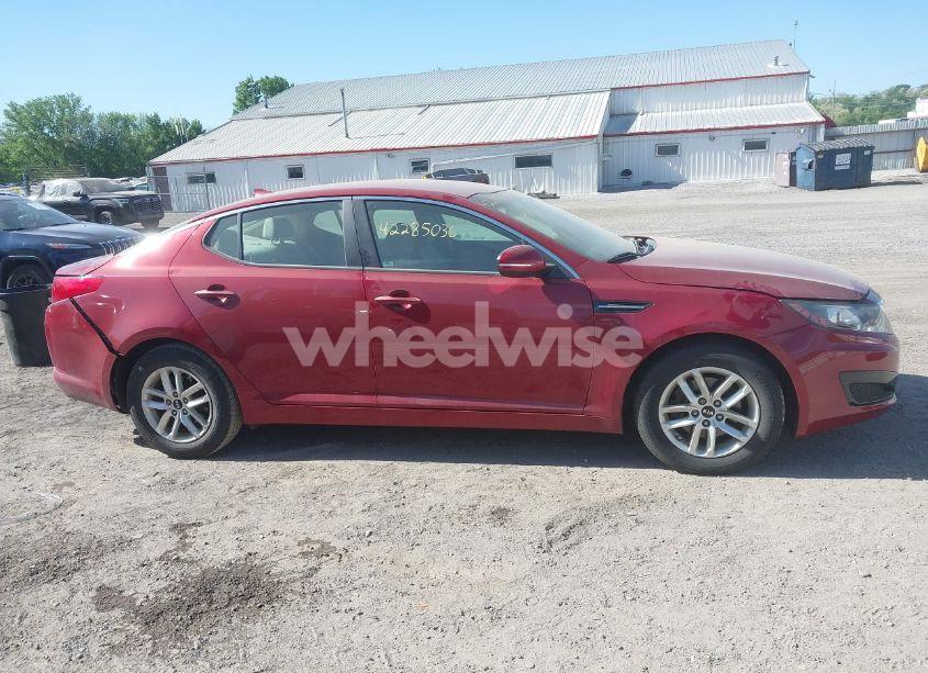 Photo 13 of 2011 Kia Optima LX (VIN KNAGM4A75B5133314)