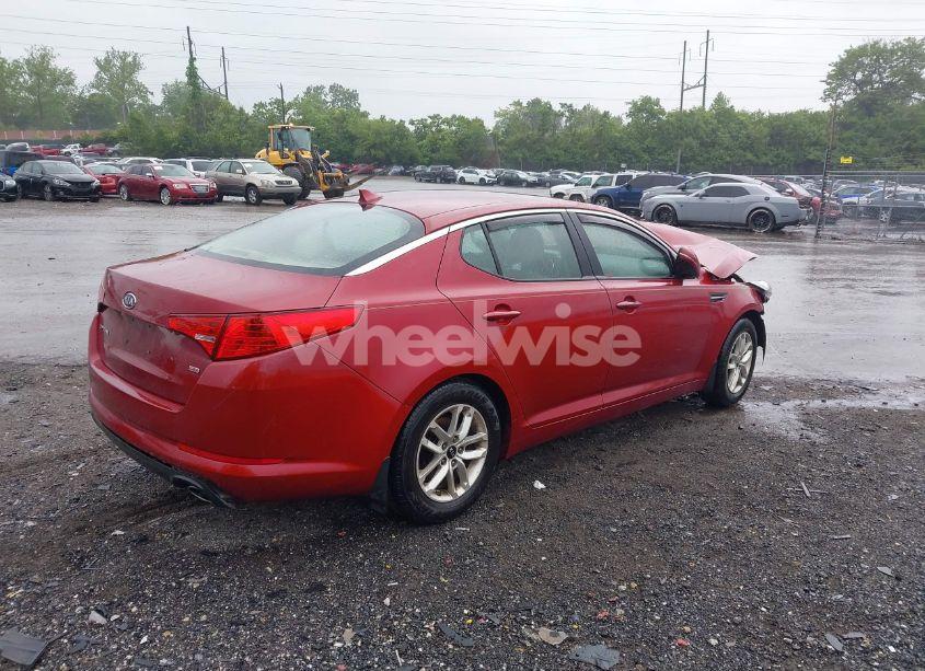 Photo 4 of 2011 Kia Optima LX (VIN KNAGM4A75B5168564)