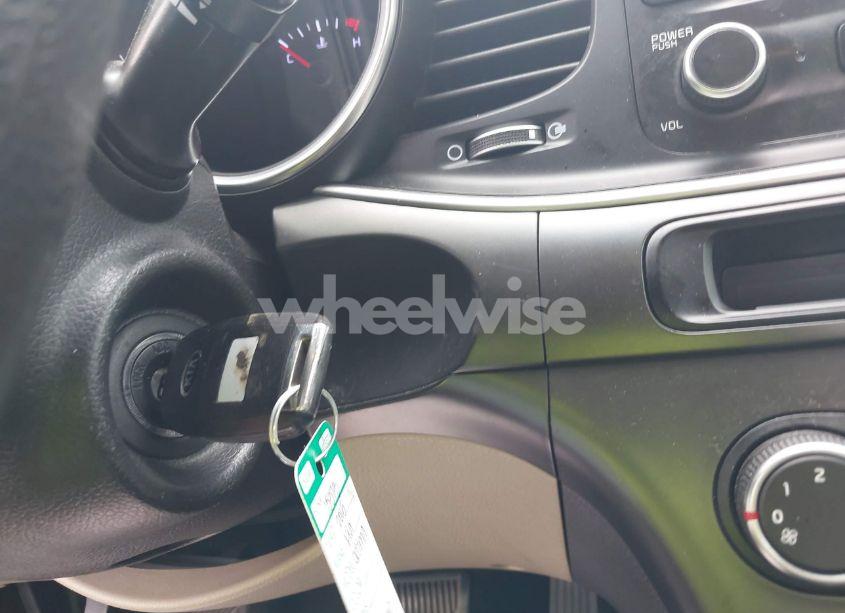 Photo 11 of 2015 Kia Optima LX (VIN KNAGM4A75F5562961)