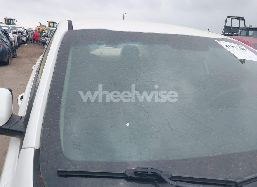 Photo 12 of 2015 Kia Optima LX (VIN KNAGM4A75F5562961)