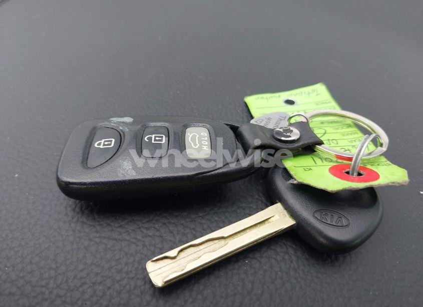 Photo 11 of 2011 Kia Optima LX (VIN KNAGM4A76B5065525)