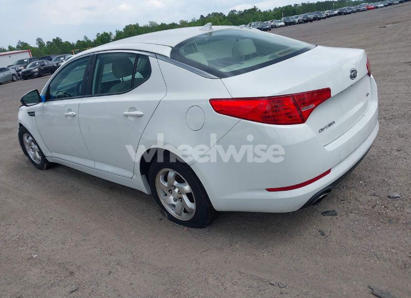 Photo 3 of 2011 Kia Optima LX (VIN KNAGM4A76B5065525)
