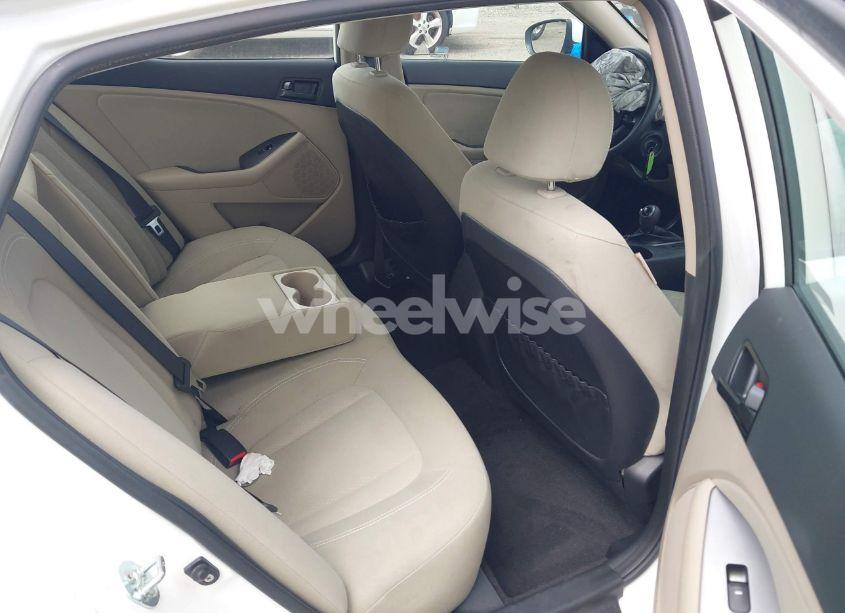 Photo 8 of 2011 Kia Optima LX (VIN KNAGM4A76B5065525)