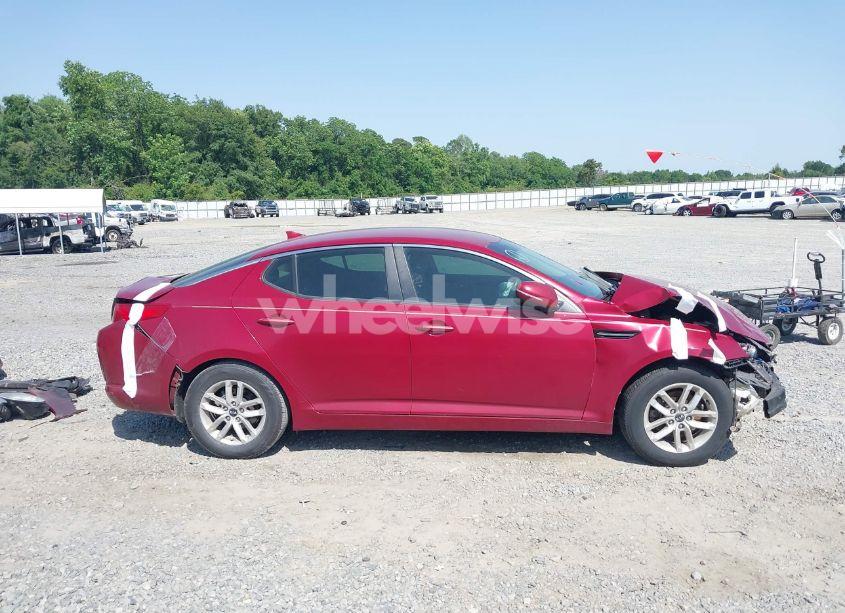 Photo 14 of 2011 Kia Optima LX (VIN KNAGM4A76B5072989)