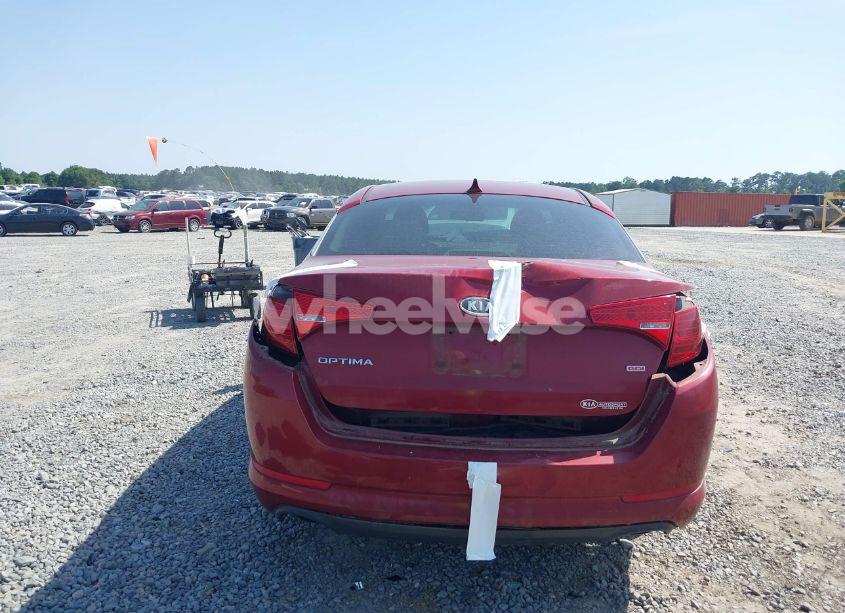 Photo 17 of 2011 Kia Optima LX (VIN KNAGM4A76B5072989)