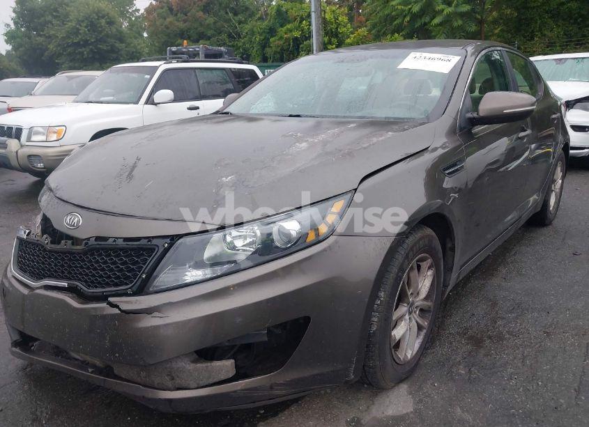 Photo 2 of 2011 Kia Optima LX (VIN KNAGM4A76B5073334)