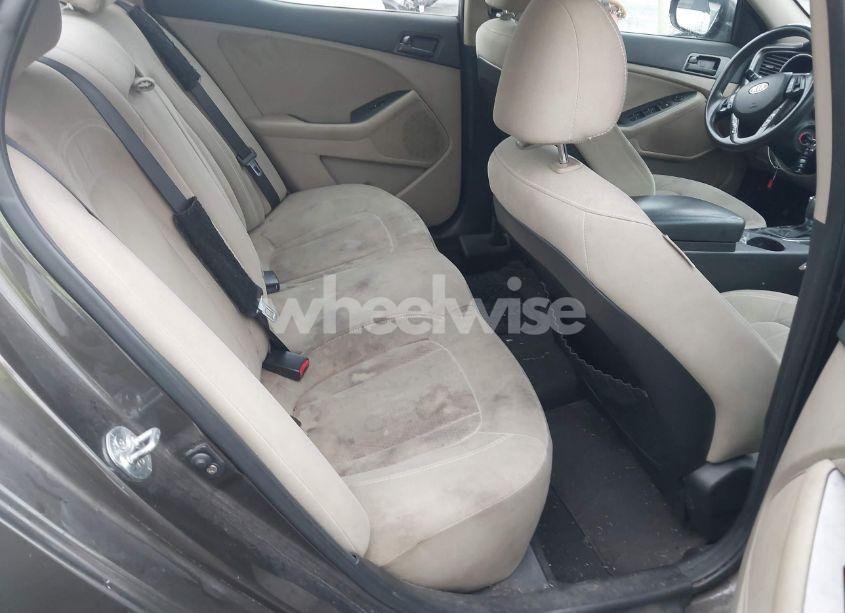 Photo 8 of 2011 Kia Optima LX (VIN KNAGM4A76B5073334)