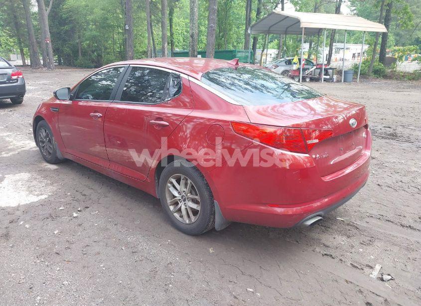 Photo 3 of 2011 Kia Optima LX (VIN KNAGM4A76B5137923)