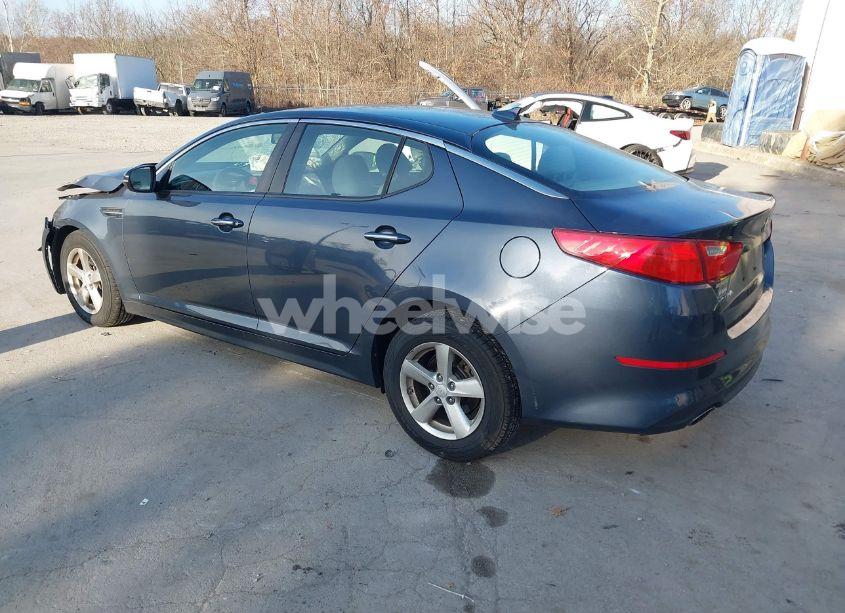 Photo 3 of 2015 Kia Optima LX (VIN KNAGM4A76F5556117)
