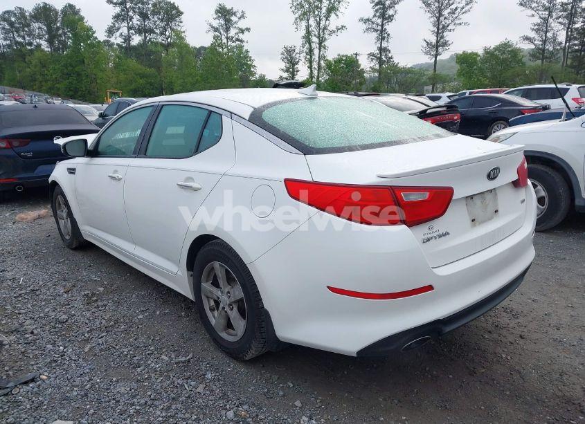 Photo 3 of 2015 Kia Optima LX (VIN KNAGM4A76F5559941)