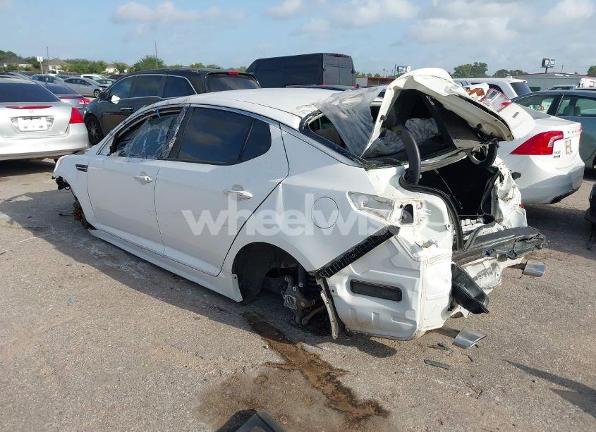 Photo 3 of 2015 Kia Optima LX (VIN KNAGM4A76F5568655)