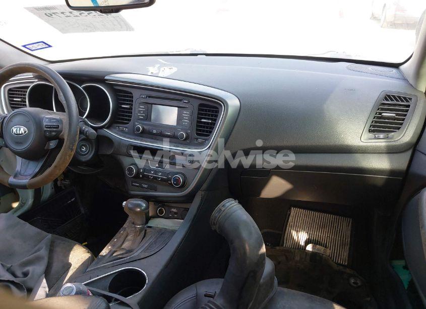 Photo 5 of 2015 Kia Optima LX (VIN KNAGM4A76F5568655)