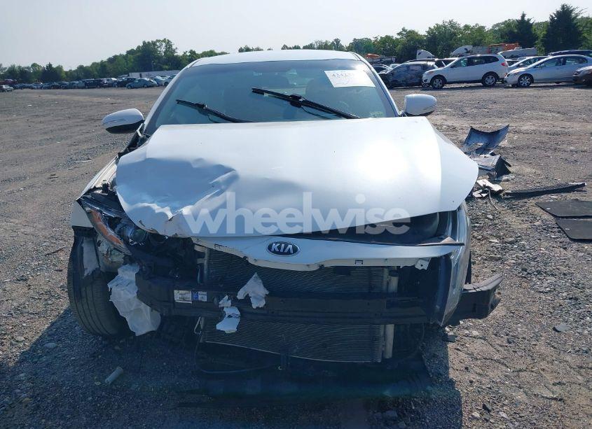 Photo 13 of 2015 Kia Optima LX (VIN KNAGM4A76F5569420)