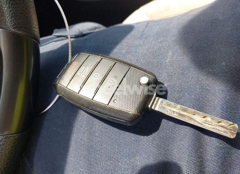 Photo 11 of 2015 Kia Optima LX (VIN KNAGM4A76F5598271)