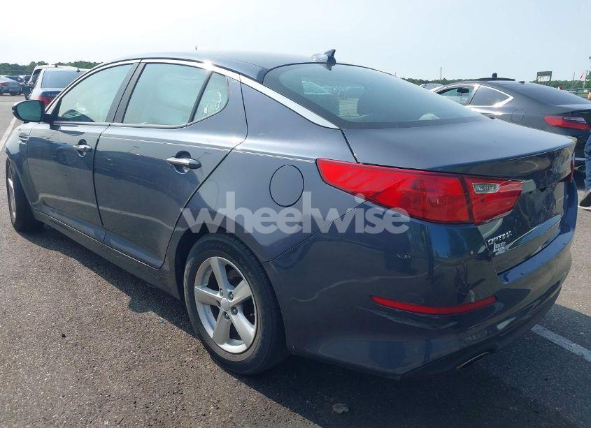 Photo 3 of 2015 Kia Optima LX (VIN KNAGM4A76F5612590)