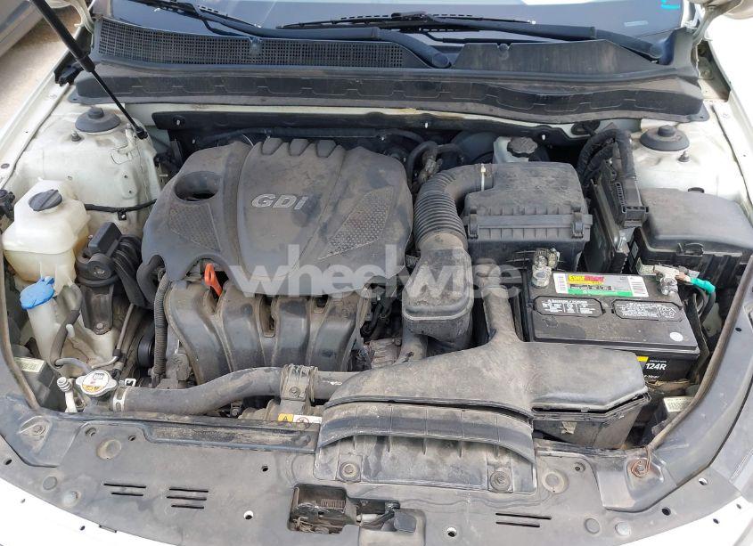 Photo 10 of 2015 Kia Optima LX (VIN KNAGM4A76F5620706)